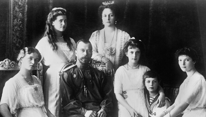 Николай и Александра: последние монархи России