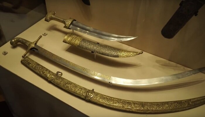 Авторская экскурсия по павильону Арсенал хранителя музейной коллекции оружия Глеба Арлюка