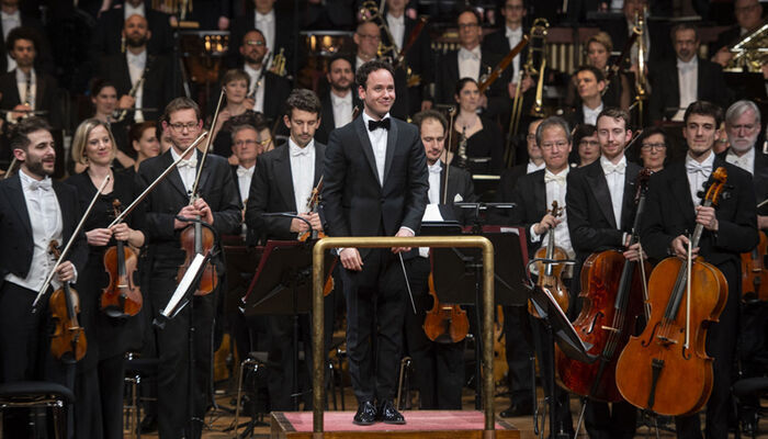 Льежский филармонический оркестр и Гергей Мадарас: Бусманс, Равель