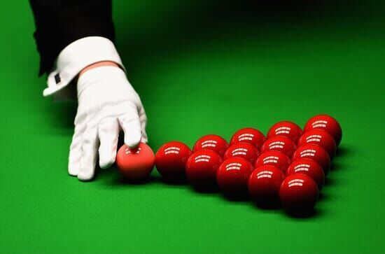 Snooker:...