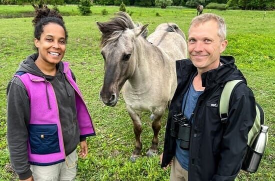 Pia und die wilde Natur