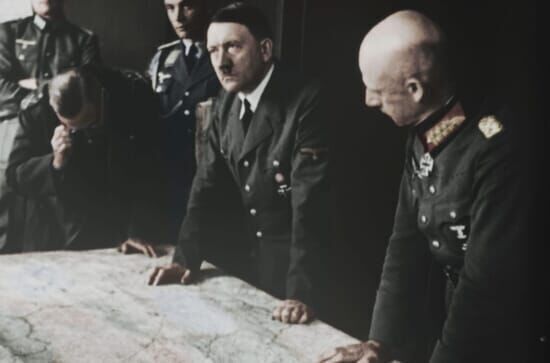 Hitlers Krieg im Osten –...