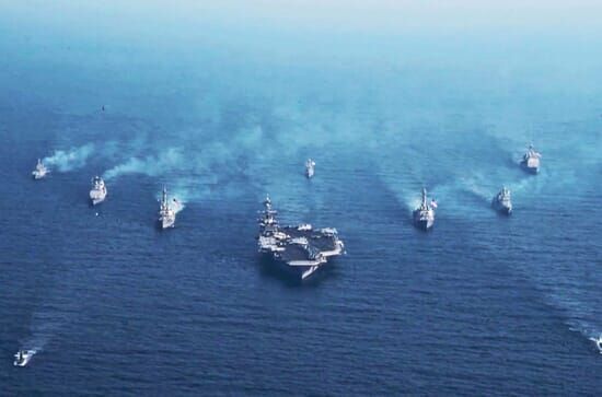 Carrier Strike Group 8 – Manöver auf hoher See (1)