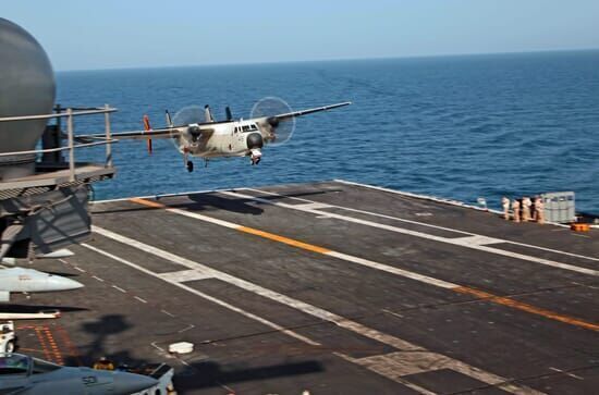 Geschwader auf hoher See – Flugzeuge der U.S. Navy